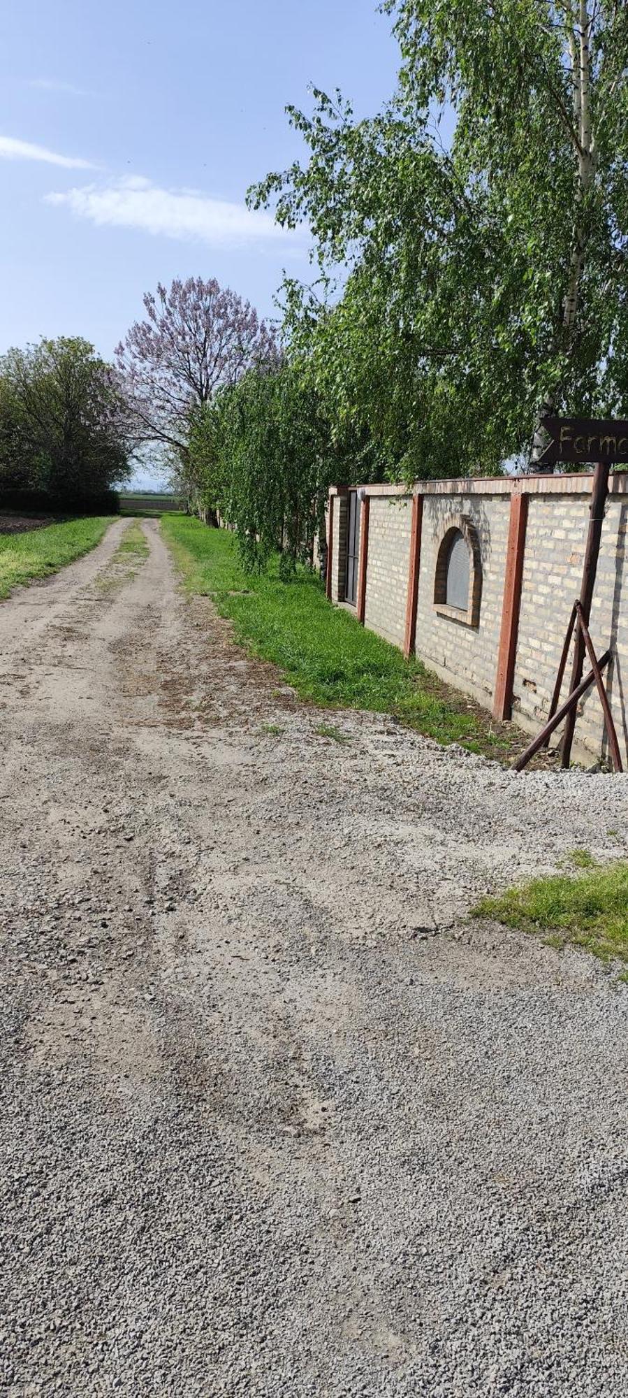 Salas Farma 47-Miris Dunja Cenej Экстерьер фото